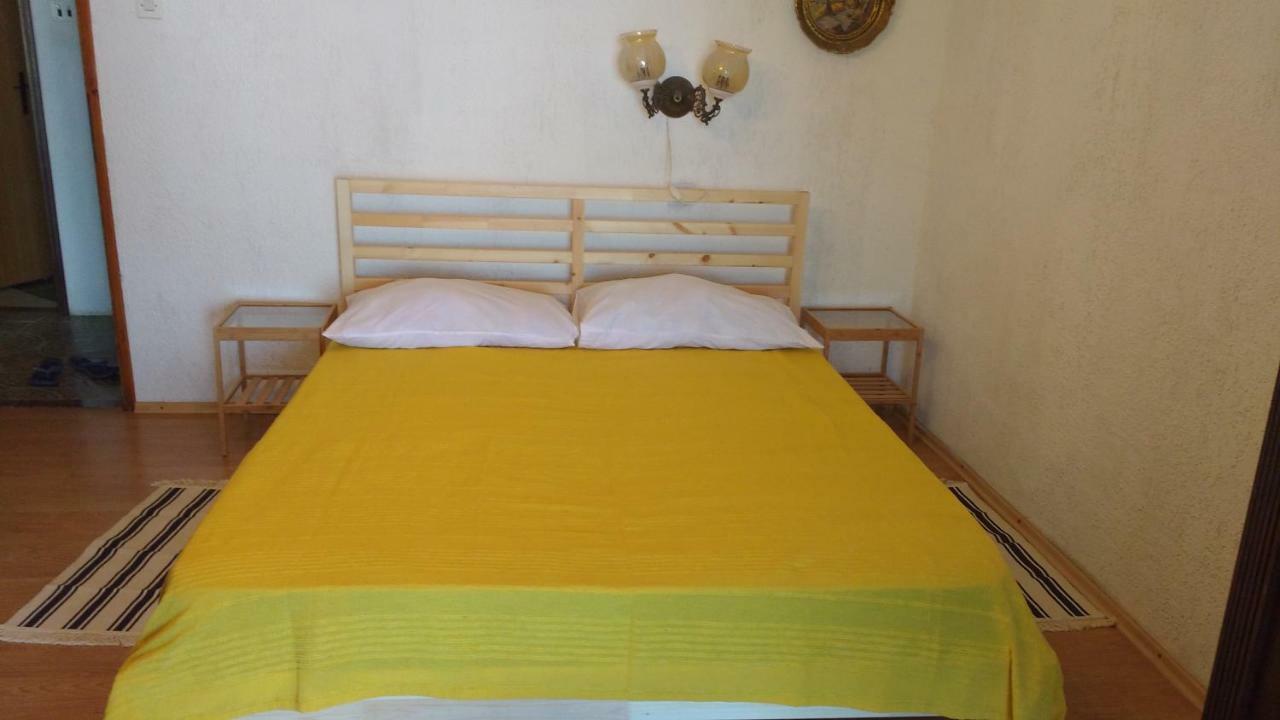 Apartments Bassi Stara Baska Ngoại thất bức ảnh